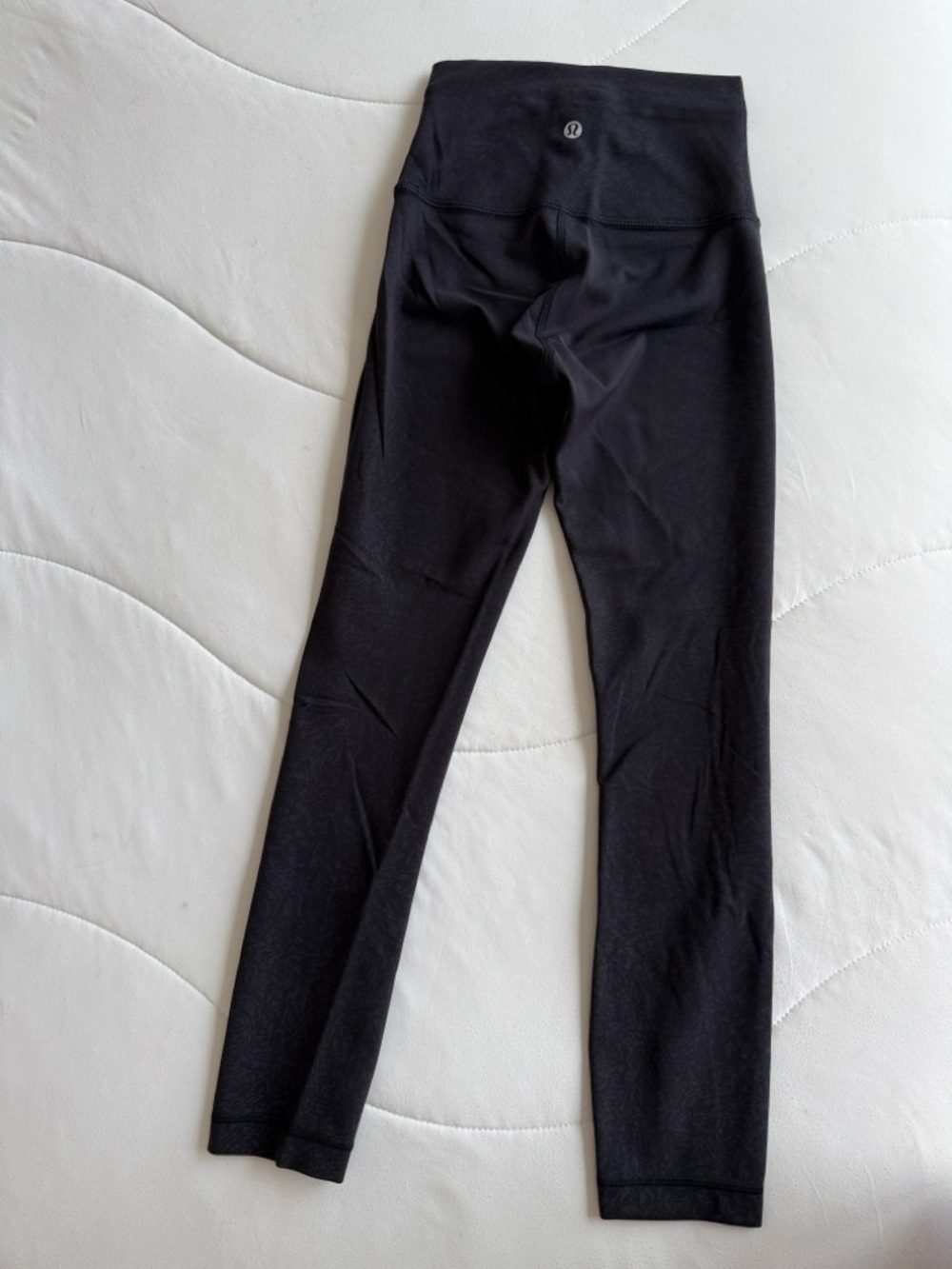 lululemon athletica black patterned leggings